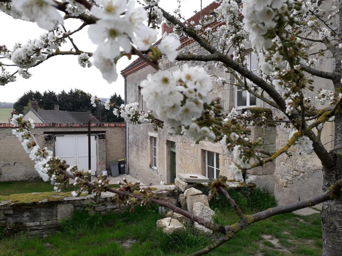 Bed and Breakfast Le Relais à Révillon Extérieur photo